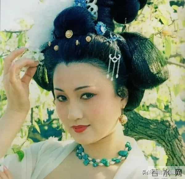 林芳兵年轻时候多漂亮，现在变化太大。