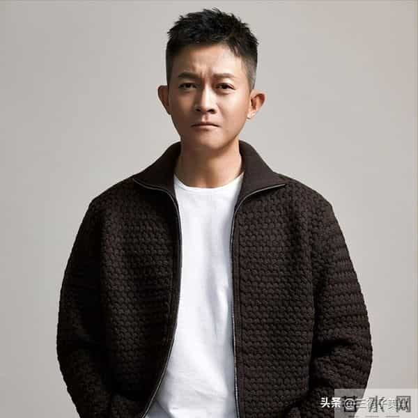 杨志刚：面瘫还结巴，却被哥哥捧了15年，如今兄弟俩成内娱清流