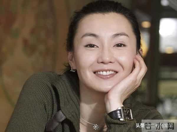 国外的空气都是甜的?看60岁张曼玉种地养鸡后,才知道涂磊说对了