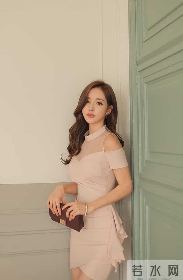 孙允珠 粉纱晚樱韵律中袖连衣裙