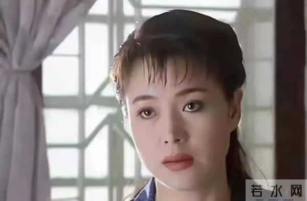 19岁嫁豪门，20岁生儿子，月子没坐完就逃离豪门，如今过得如何了