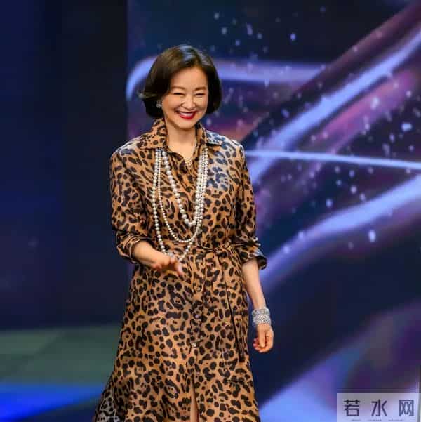 一场生日,戳穿了林青霞的江湖地位,原来陈道明一个字都没说错