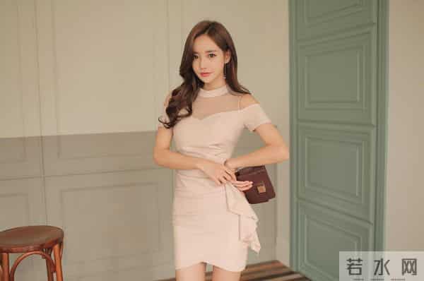 孙允珠 粉纱晚樱韵律中袖连衣裙