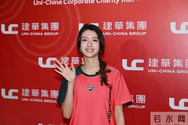 “负评王”蔡思贝回应离巢TVB 承认有人追求 委屈反击富豪男友传闻