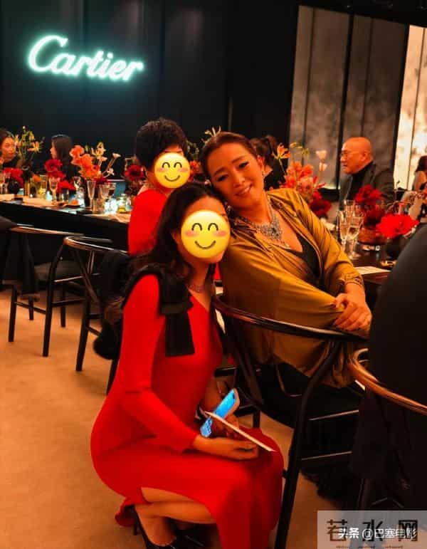 北京这一夜，巩俐雍容华贵，那英变得好时髦，郭晶晶低调地赢了