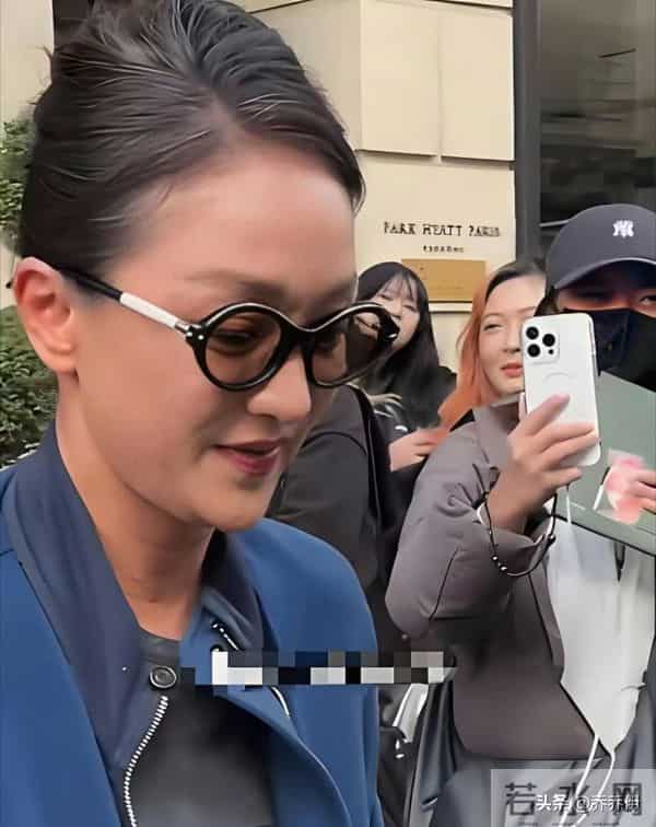 天啊,周迅这么老了,头发都白了!岁月不饶人呀!