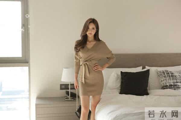 孙允珠-枯树麻纹荼蘼清雅针织束腰裙