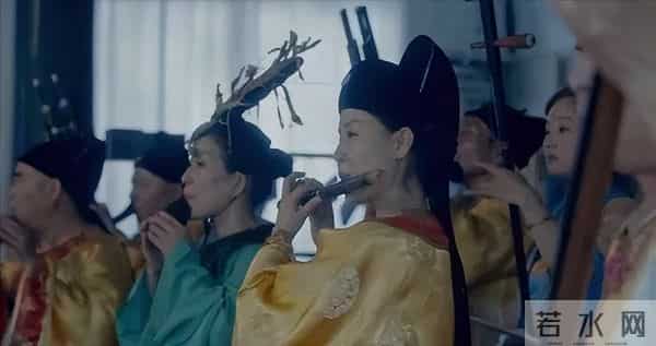 杀夫坐牢16年,惨遭亲儿子记恨,出狱后她以素人身份拿下国际影后