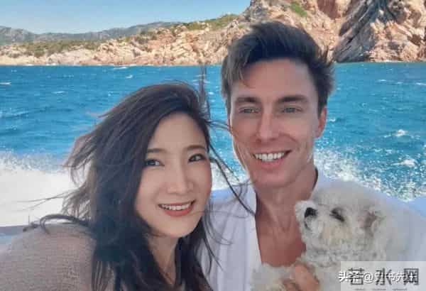 和陈赫离婚10年后,晒出情侣泳装照的许婧,没给前夫留一点体面