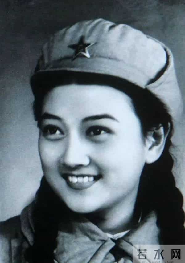 老照片:一代女神王晓棠最美珍藏照