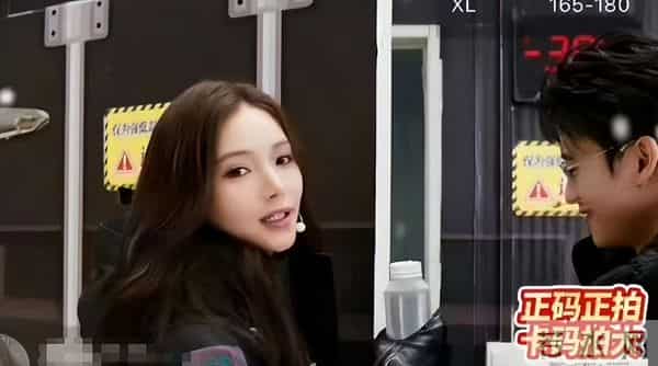 为了赚钱尊严都不要了？贾乃亮新助理神似前妻 如今的下场不怨别人