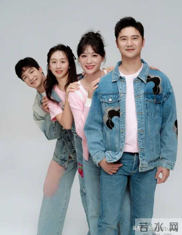 田亮晒照为儿子庆生,14岁田宸宇阳光帅气,身高近180全家最高