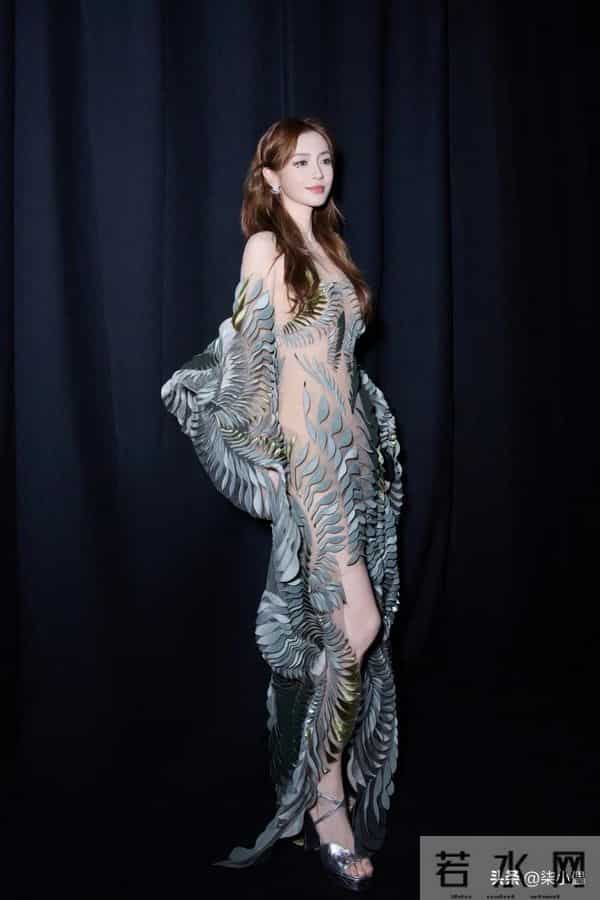 Angelababy|抛开别的不说,颜值和身材这一块还是真的能打。