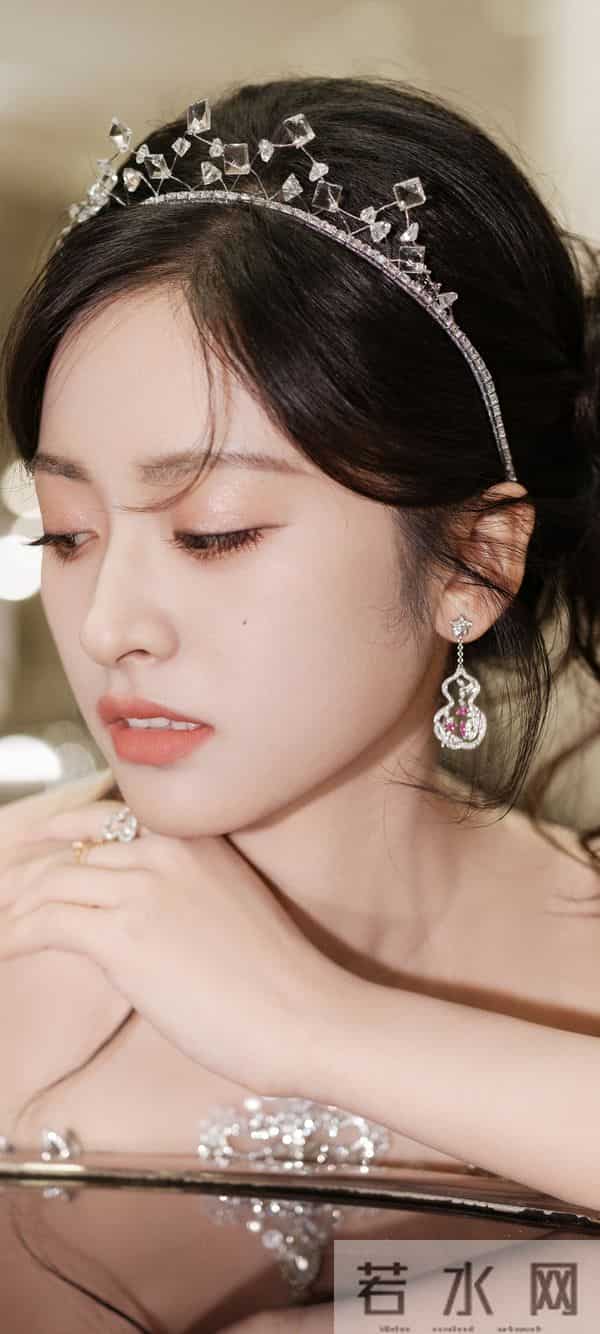 美女壁纸第1242期—沈月