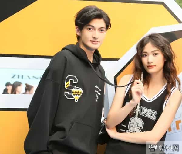 景岗山儿女高颜值惊艳全场，混血儿子浓眉大眼，女儿高挑辣眼吸睛