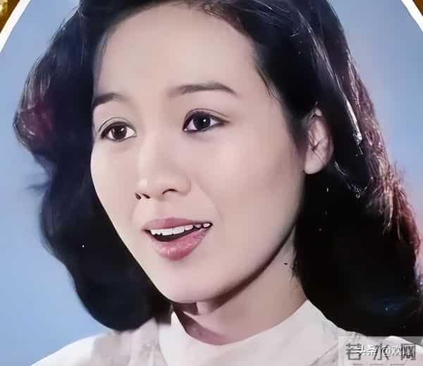 被老外骗婚“玩腻”后回国,早已不是中国籍的郑绪岚,如今怎样了