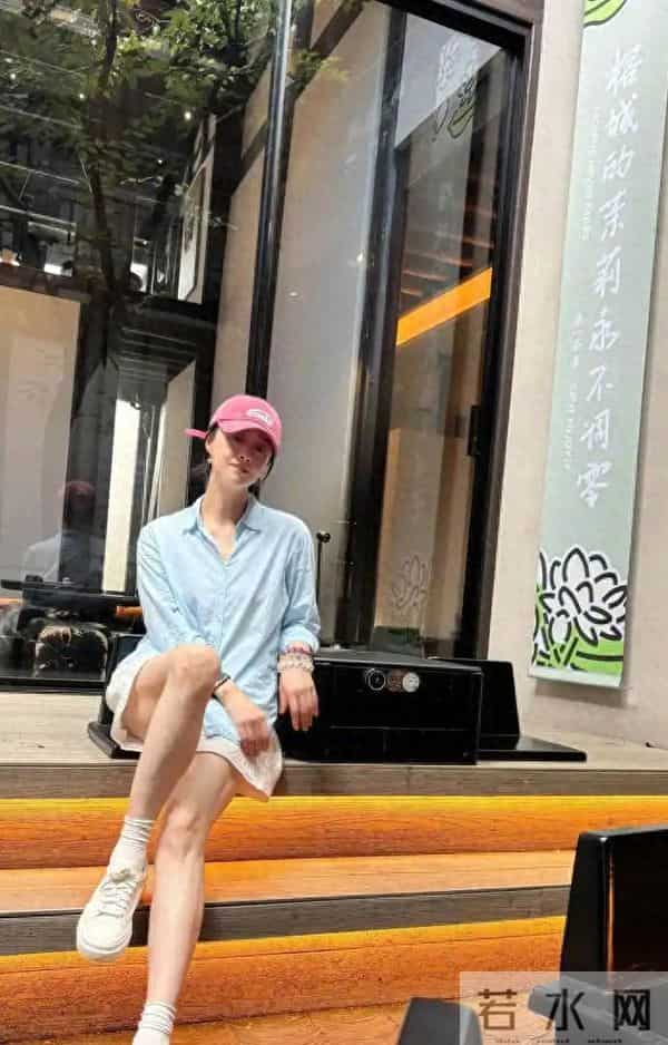 蒋欣瘦成“纸片人”惊爆热搜！半年狂减20斤，饿到崩溃大哭！