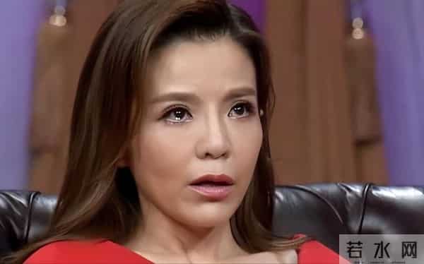 “央视一姐”朱迅的落寞，是整个主持界的悲哀，令人惋惜不已