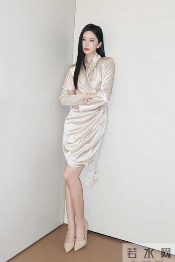 刘令姿——居家写真集欣赏