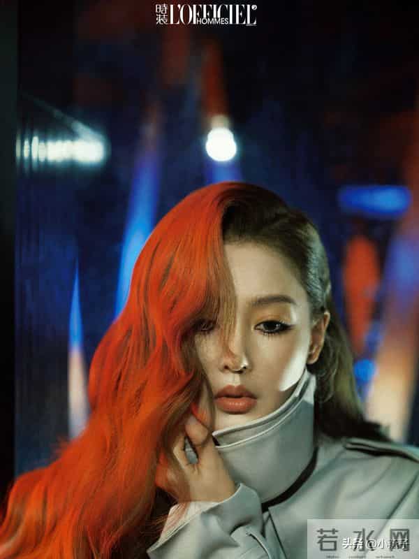 隐我于行、破茧而生张天爱登封《时尚男装》11月刊封面酷、辣、美