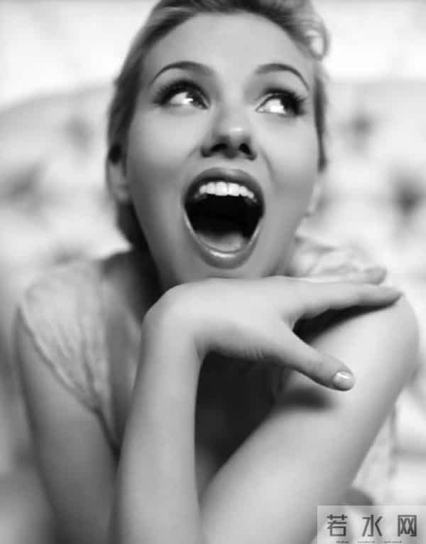 2005年的斯嘉丽约翰逊,这身材这颜值放到现在依旧是顶级的存在!