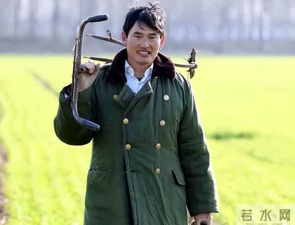 离婚四年后，大衣哥终于等来好消息，前儿媳陈亚男后悔莫及