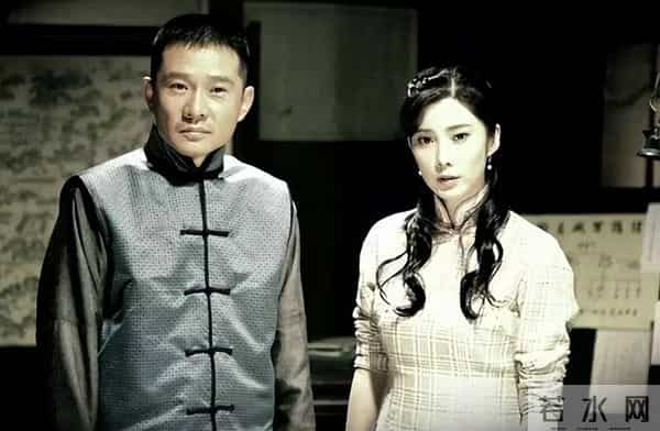 戏红人不红，娶“丑女”为妻还恩爱24年，有种“人生赢家”叫任帅