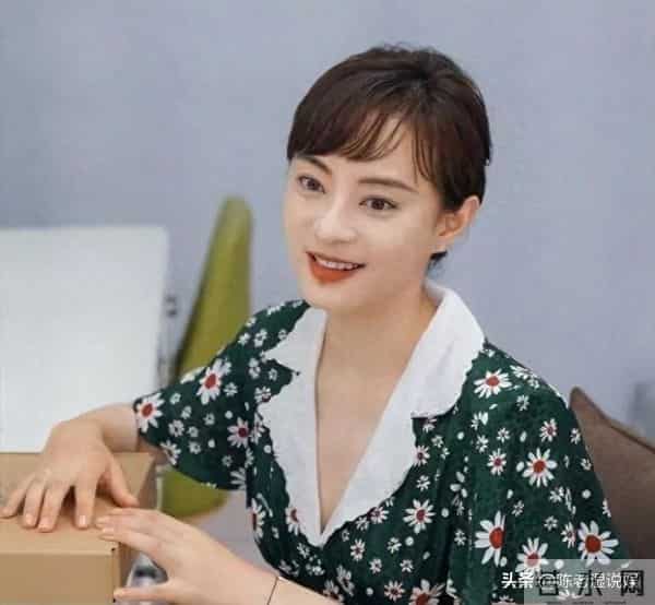 不装了!央视公开“点名”孙俪,张艺谋一个字都没说错