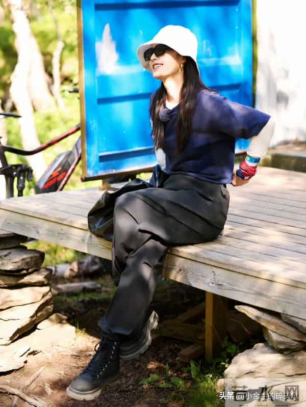 《花少》挪威穿搭合集,来看看明星们秋冬出游穿搭