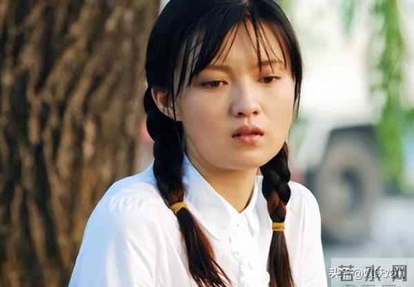 赵宝刚把她“当宝”,孙红雷对她“关爱有加”,48岁她真让人羡慕