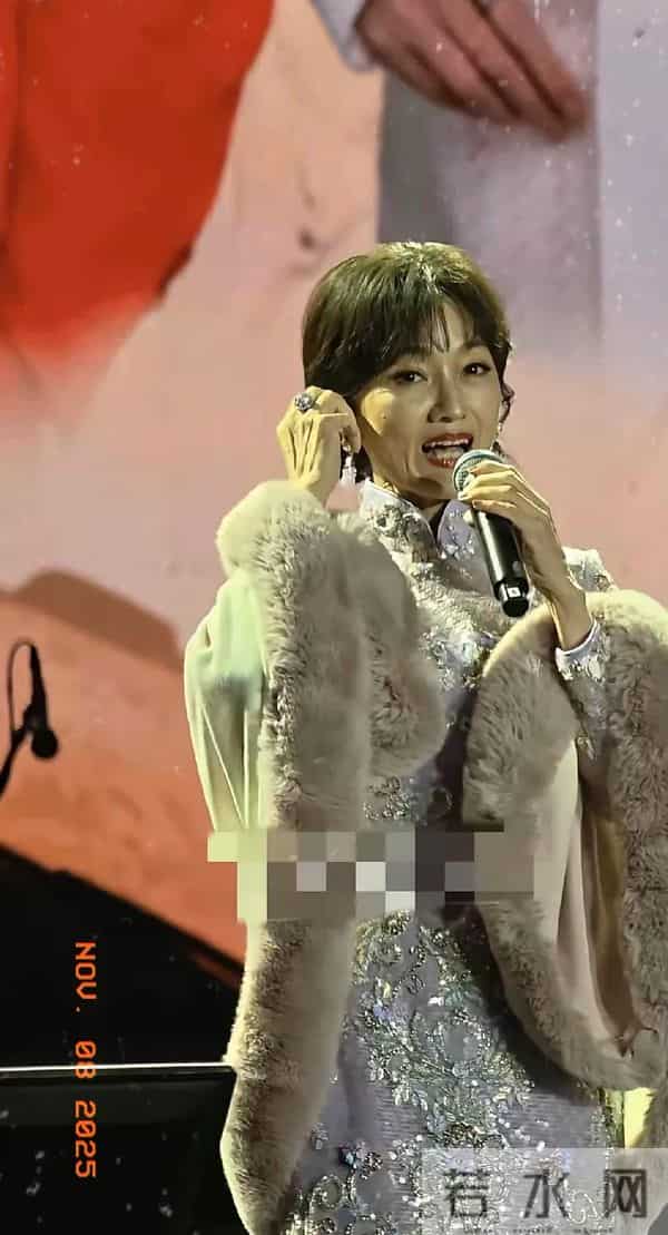 赵雅芝能不能不要出来吓人了高清镜头下手臂青筋暴出又干瘪无美感