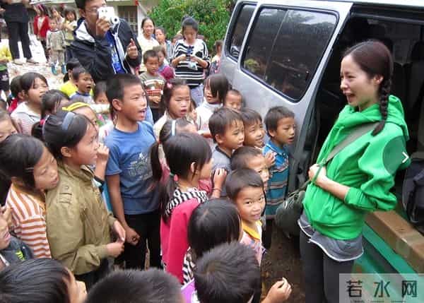 江一燕自曝离婚不到24小时！"丑闻"被扒光，恶心的一幕还是出现了