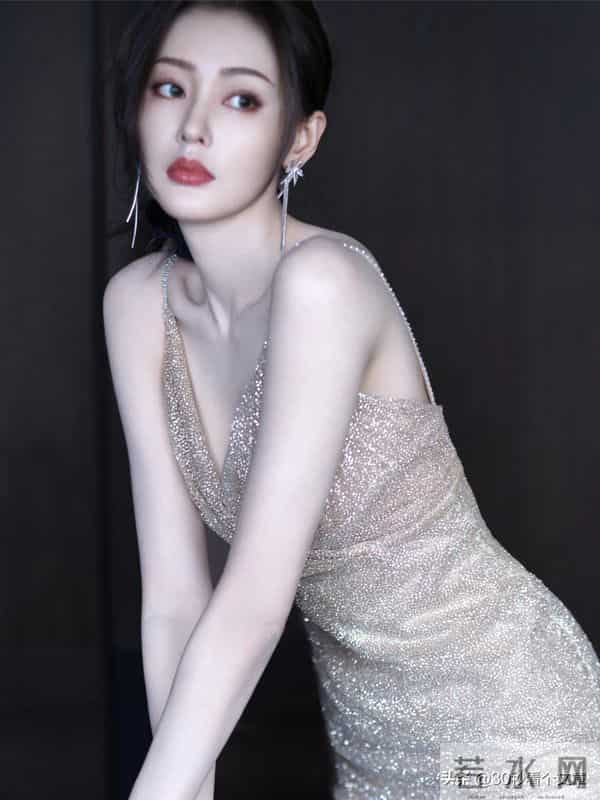 30 + 还能这么绝?张天爱用自律和审美,把美玩出了新高度