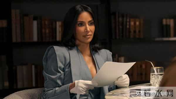 连她也法考失败了啊！金·卡戴珊法考失利全网刷屏