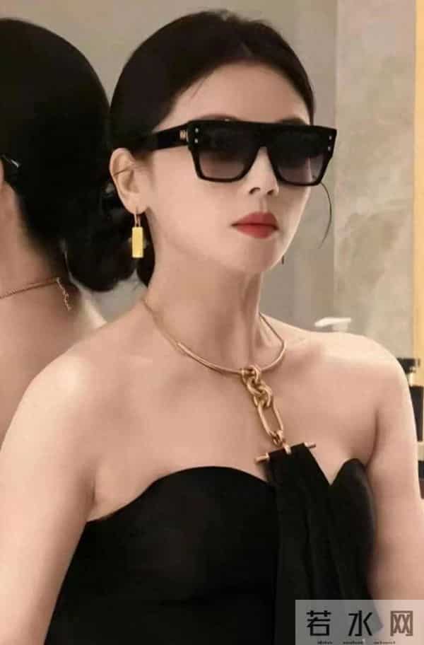 肉感刘涛，确实是熟女天花板，美不胜收