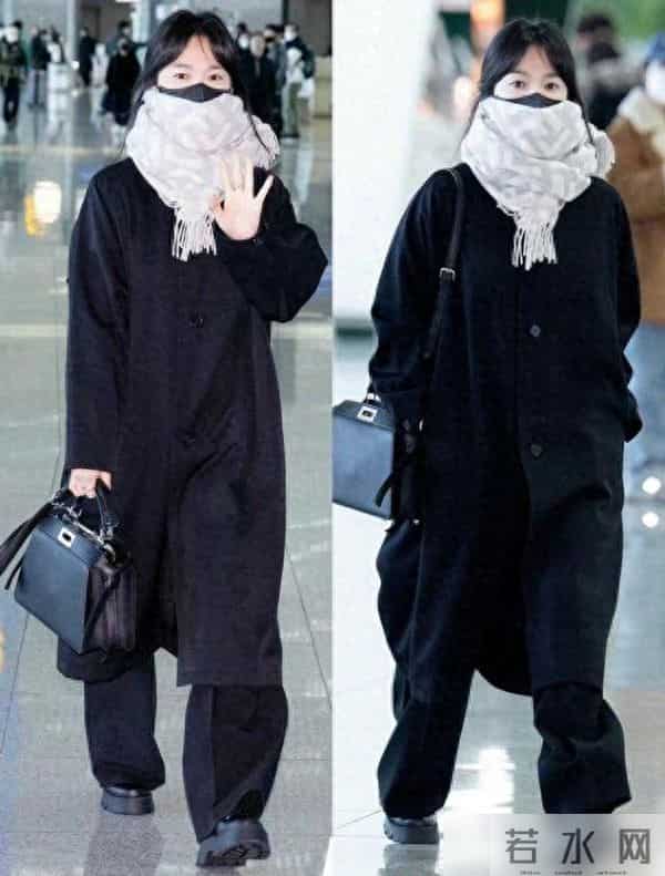 宋慧乔又带火了一种秋冬新穿法:长款大衣+围巾,显高又时髦洋气
