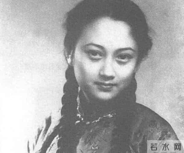 老照片:一代女神王晓棠最美珍藏照