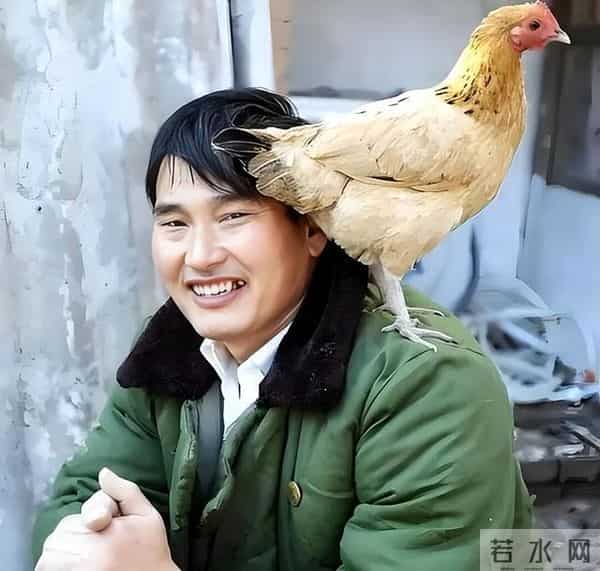 离婚四年后，大衣哥终于等来好消息，前儿媳陈亚男后悔莫及