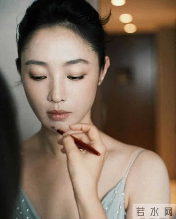 白百何儿子帅到不敢认!只有17岁身高接近1米8,长相酷似爸爸