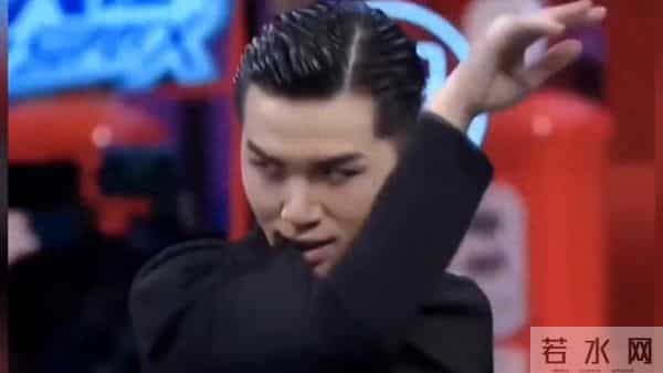 原来王一博不让哥哥跳舞是因为这个