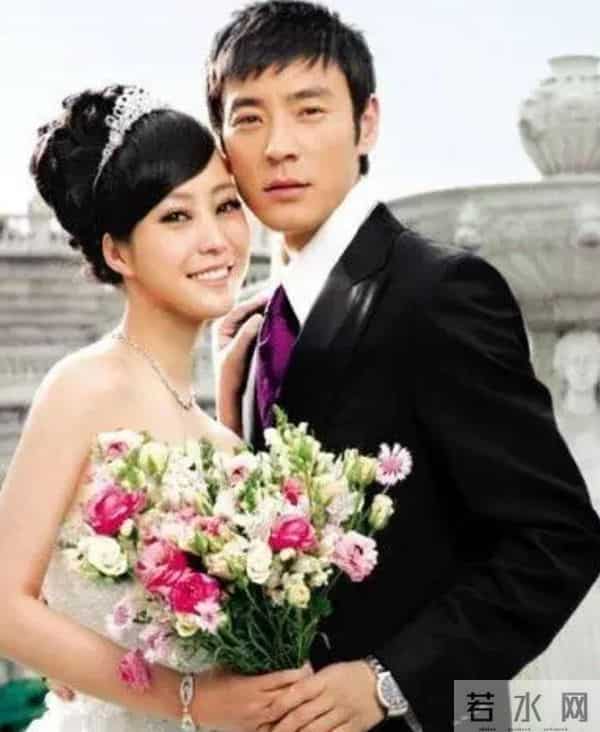 郝蕾破防发朋友圈嘲讽?辛芷蕾正面硬刚,李光洁当年还是太体面了