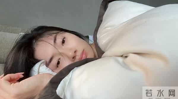 35岁程晓玥官宣怀二胎,但却开心不起来,直言这又是一场意外