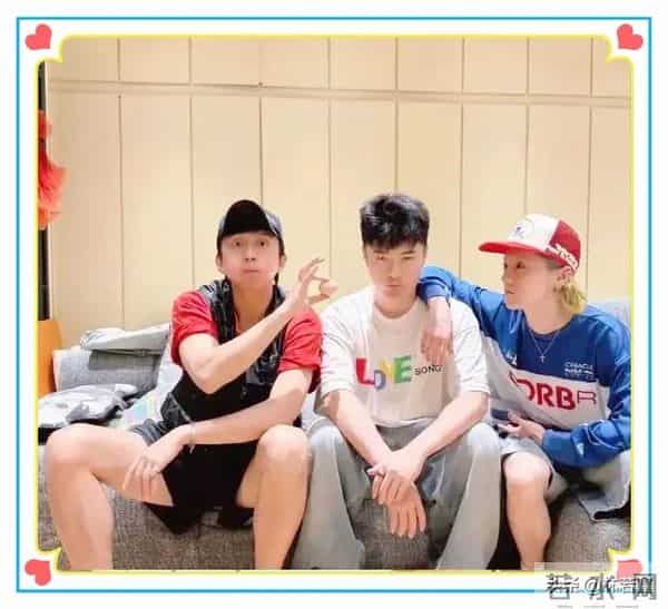 鹿晗、邓超为陈赫庆生，鹿晗让陈赫少吃点小龙虾，三人互动很搞笑