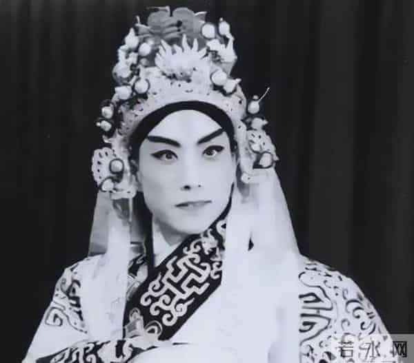 高喊“打败美帝”，晚年却带着全家移民美国，83岁宋玉庆现在咋样