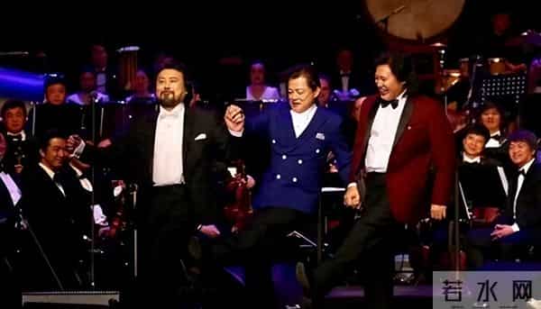 抛弃结婚26年的发妻,转身娶90后女学生,67岁莫华伦如今怎样了?