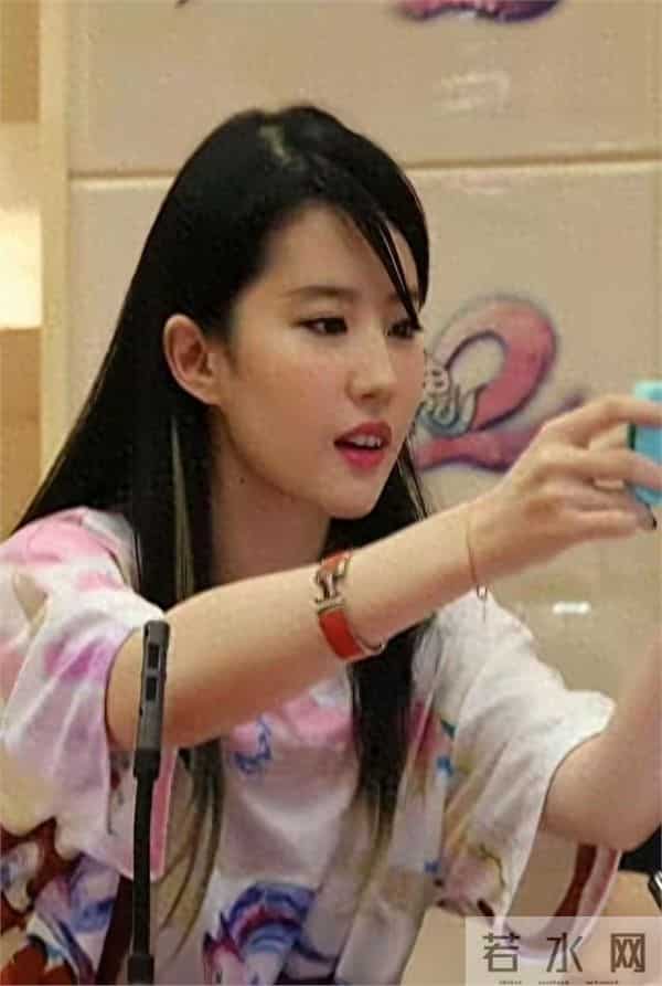 早期刘亦菲超短裤只仙不欲