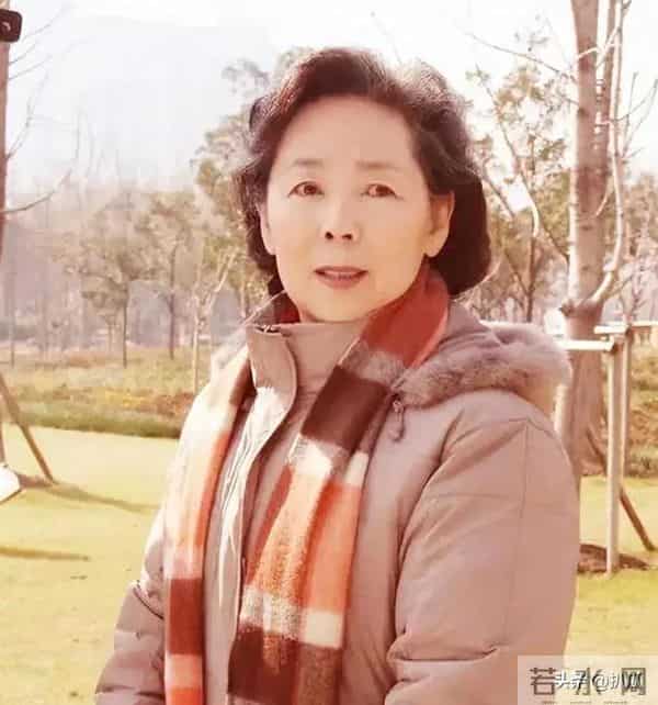 “王芳”刘尚娴：因参演《英雄儿女》爆红，如今83岁的她生活幸福