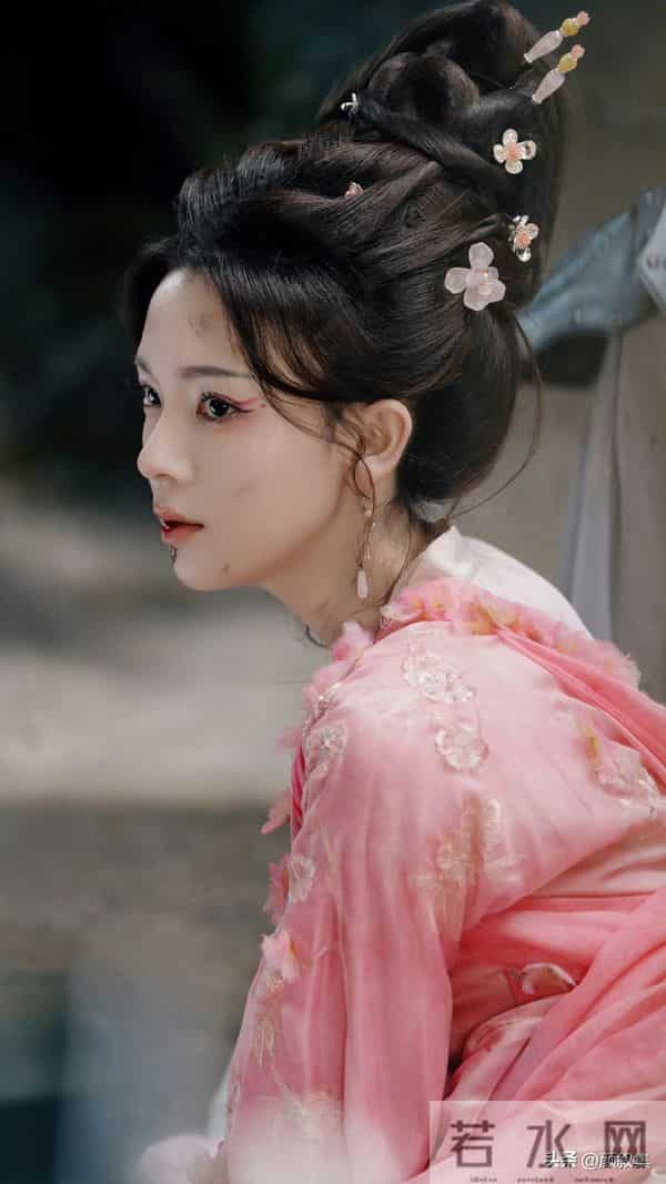 陈瑶这古装造型直接美到我心坎里！