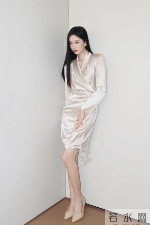 刘令姿——居家写真集欣赏