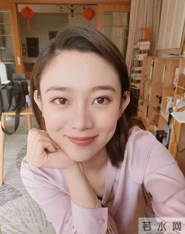 终究是梦醒了，不再被重用的央视主持人李七月，给内娱上了一课